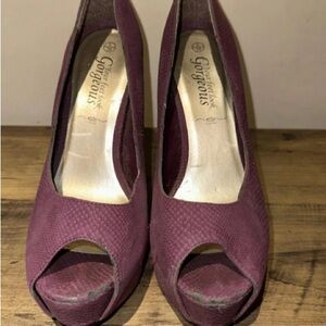 Elegant Peep-Toe Heels in Rich Purple by Gorgeous